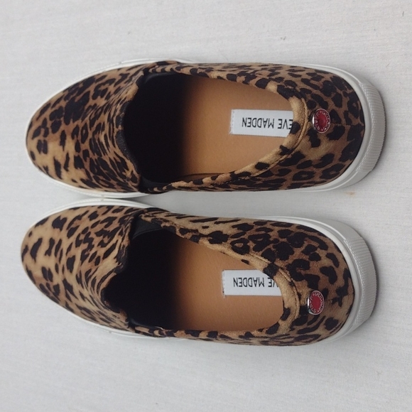 Steve Madden animal print shoe - Picture 3 of 4